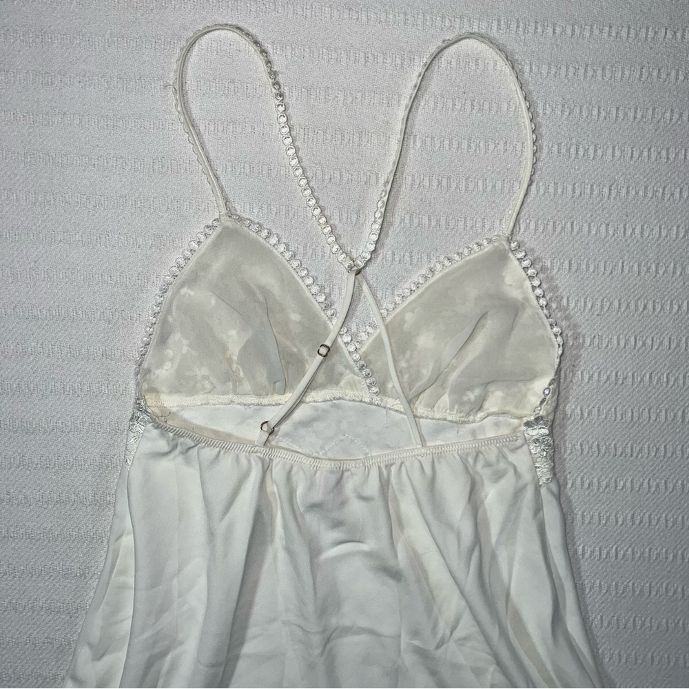Flora Nikrooz Womens Embroidered Satin Chemise Slip Dress XS Bridal Coquette - Picture 4 of 8